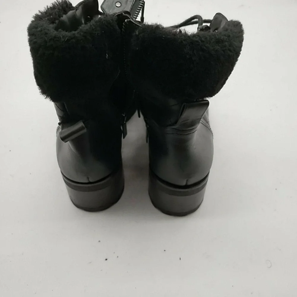 Michael Kors Boots Womens Size 8.5 Black Leather Faux Fur Ankle Lug Sole Zip